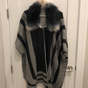 Fur collar Poncho